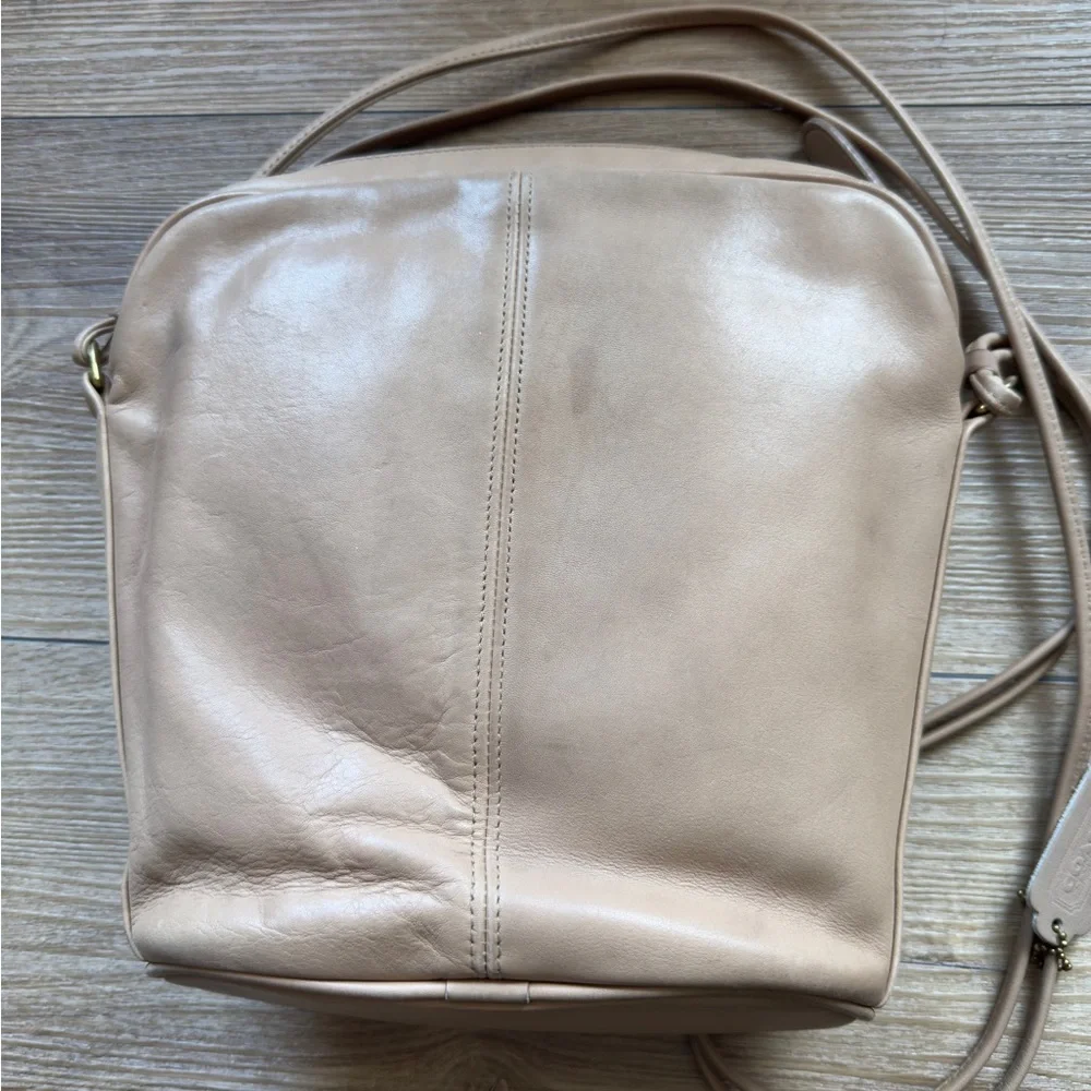 Vintage Coach crossbody beige - tan - Picture 2 of 10